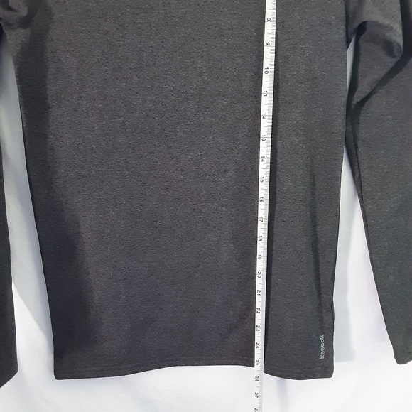Reebok grey compression shirt Boys Size 18 - Picture 7 of 12